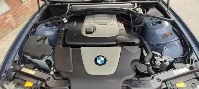 BMW 3 Series view 27