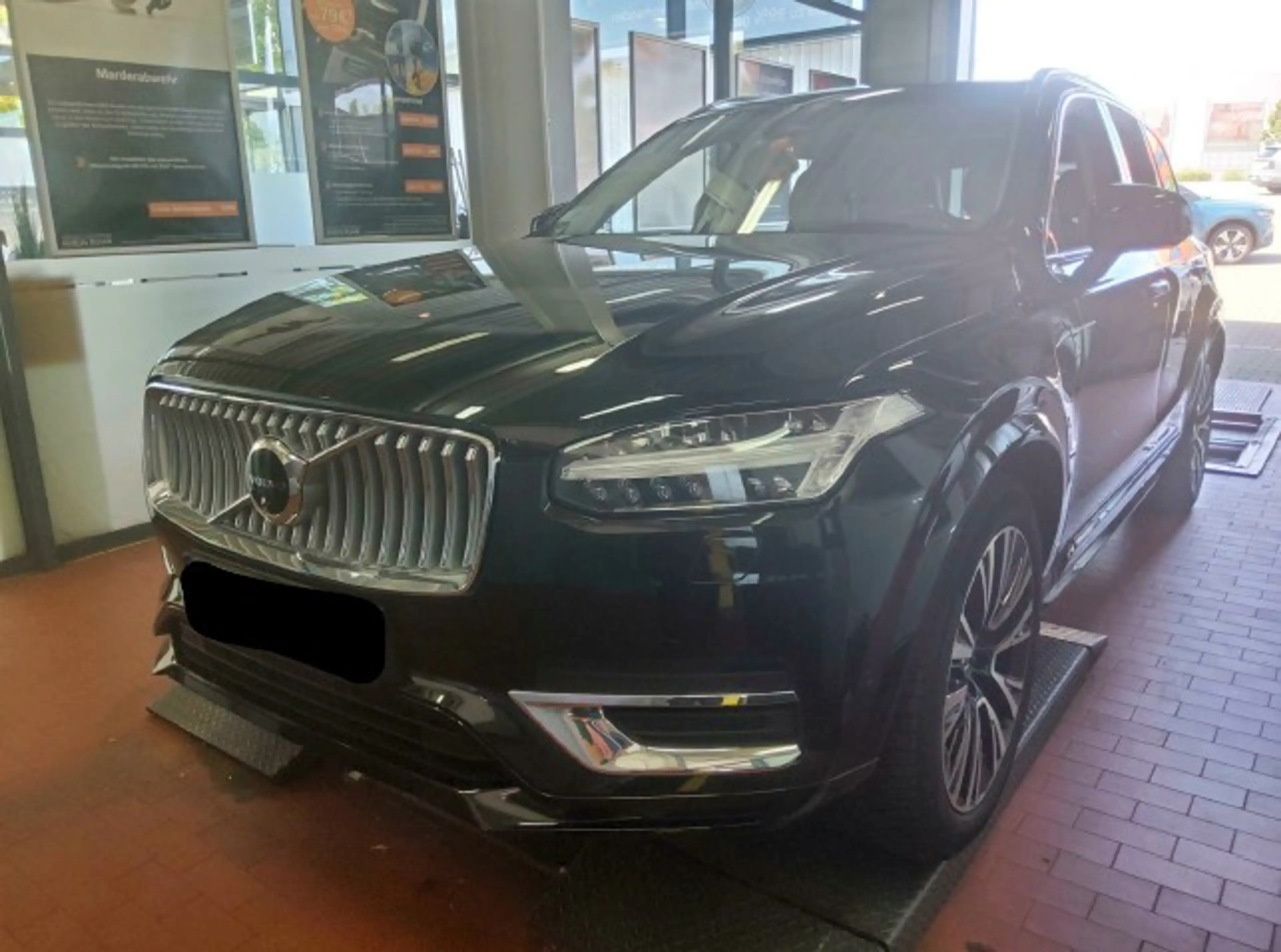 Volvo XC90 T8 Recharge Ultra Bright+MASSAGE+360°+AHK — photo 2