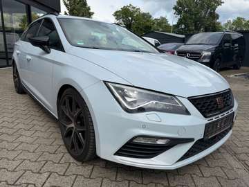 ST Cupra 300 4Drive Pano Led Virual Acc Kam