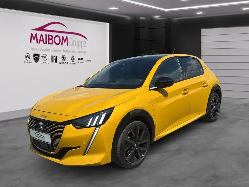PEUGEOT 208