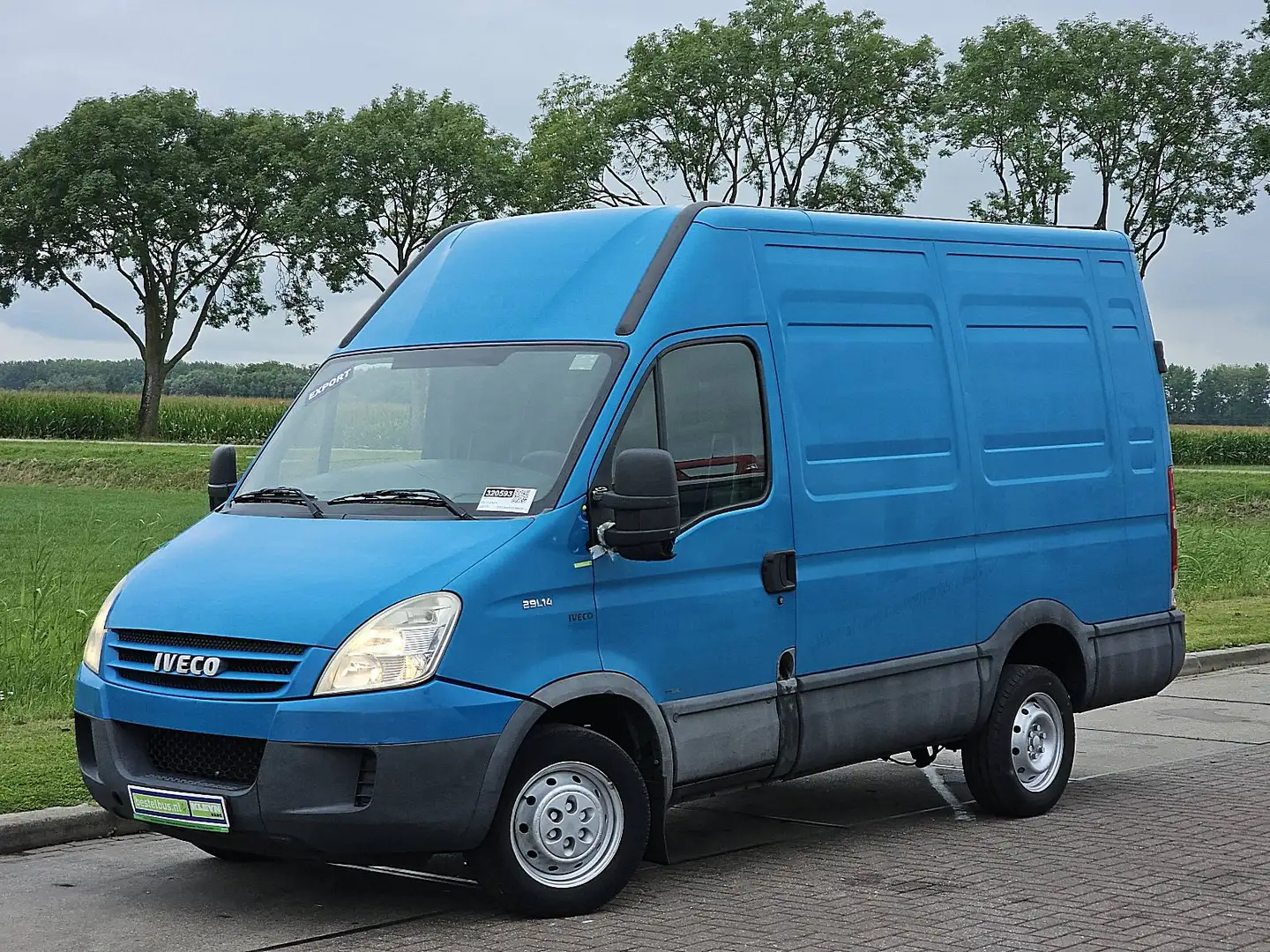 Iveco Daily Azul - 2