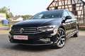 Volkswagen Passat Variant R-Line DSG LED DigitalCo CA 1.HD Noir - thumbnail 1