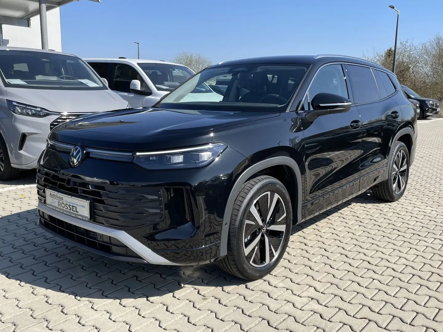 Volkswagen Tayron 1.5 eTSI DSG Edition4ALL 19"Alu LED Fekete - 1