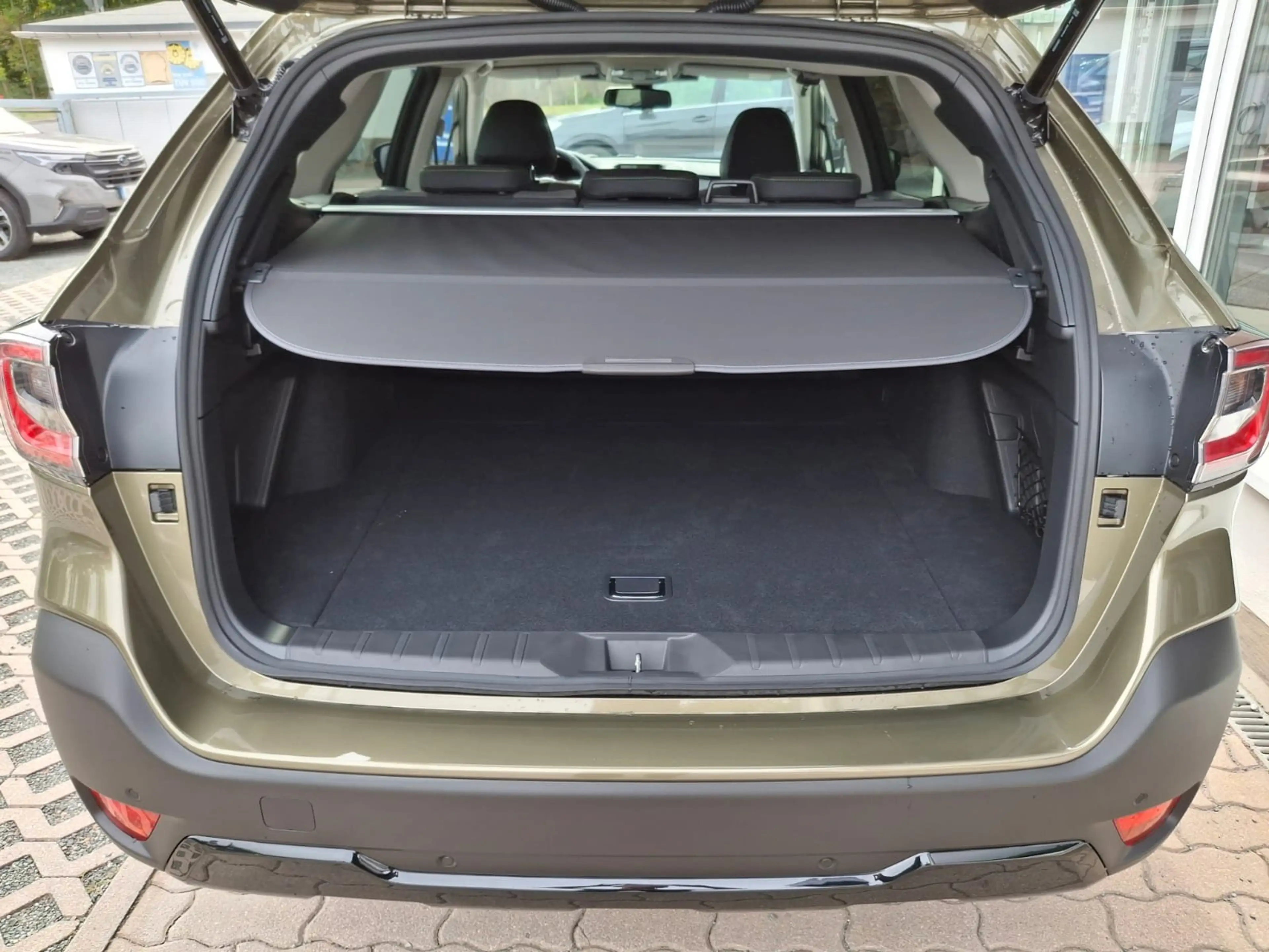 Subaru OUTBACK 2,5i Exclusive Cross — photo 6