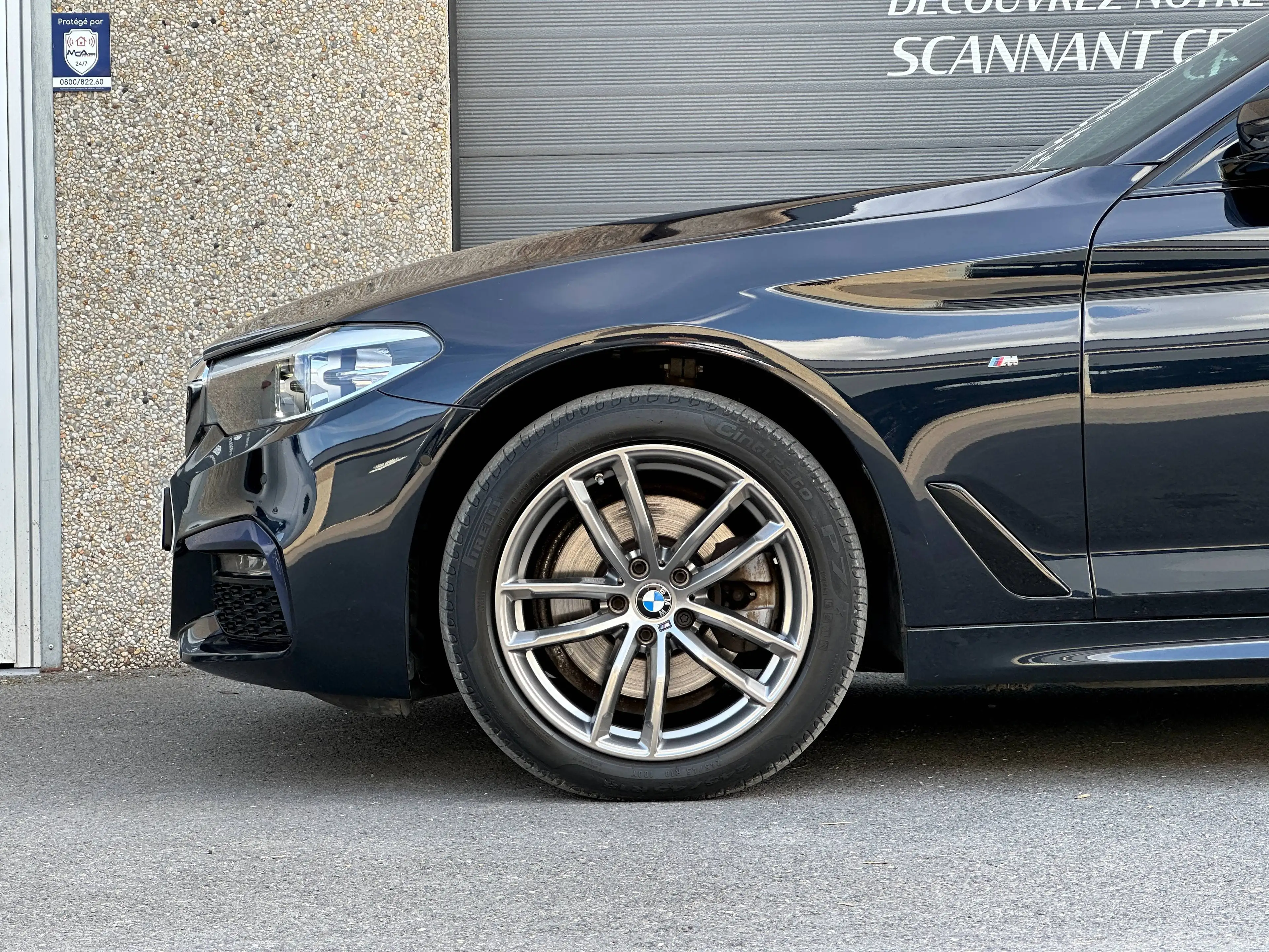 BMW 518 dA 2.0 / M Sport / LED / Toit pano. / Att. remorque — photo 4