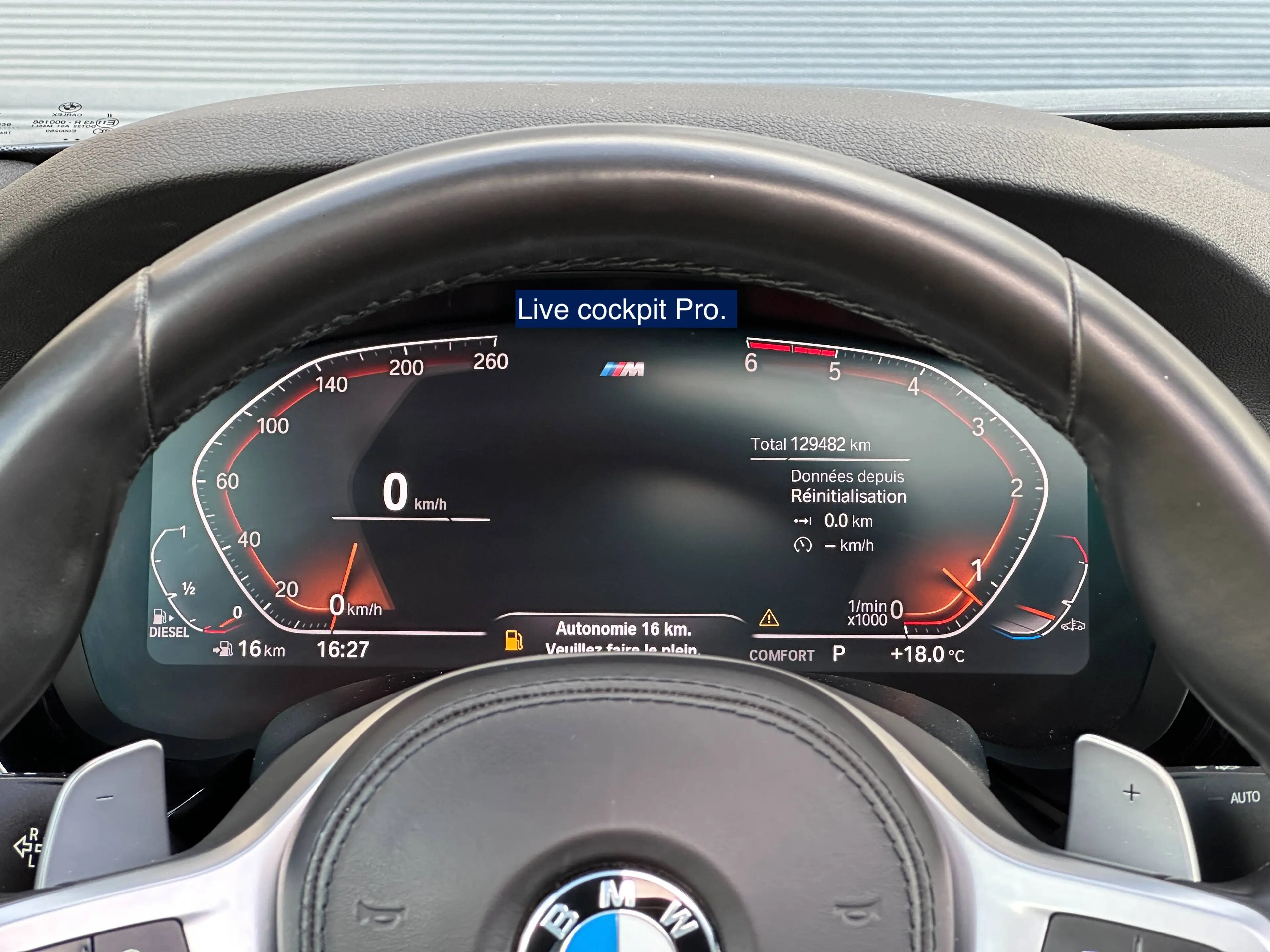 BMW 518 dA 2.0 / M Sport / LED / Toit pano. / Att. remorque — photo 15