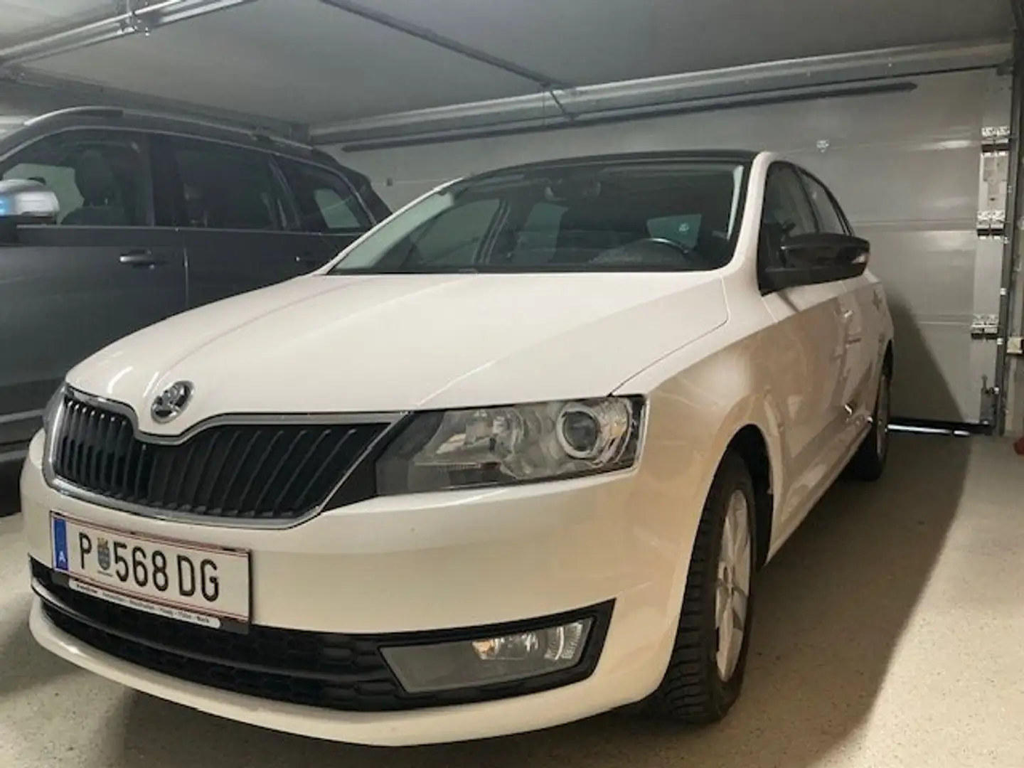 Skoda Rapid/Spaceback Rapid 1,2 TSI Sport Sport Weiß - 1