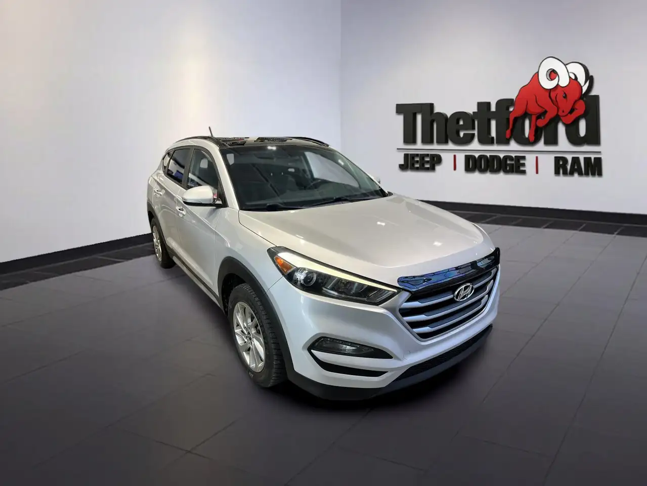 Hyundai TUCSON снимка Hyundai TUCSON