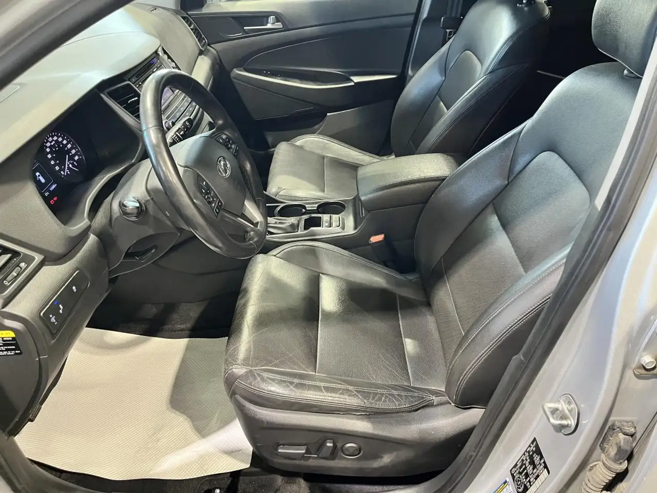 Hyundai TUCSON снимка Hyundai TUCSON
