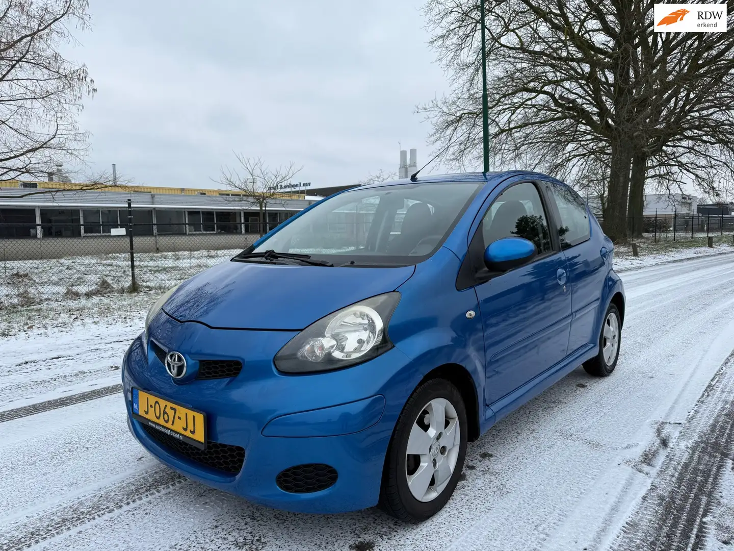 Toyota Aygo 1.0-12V Access AIRCO/LM VELGEN/ELEK PAKKET Blau - 1