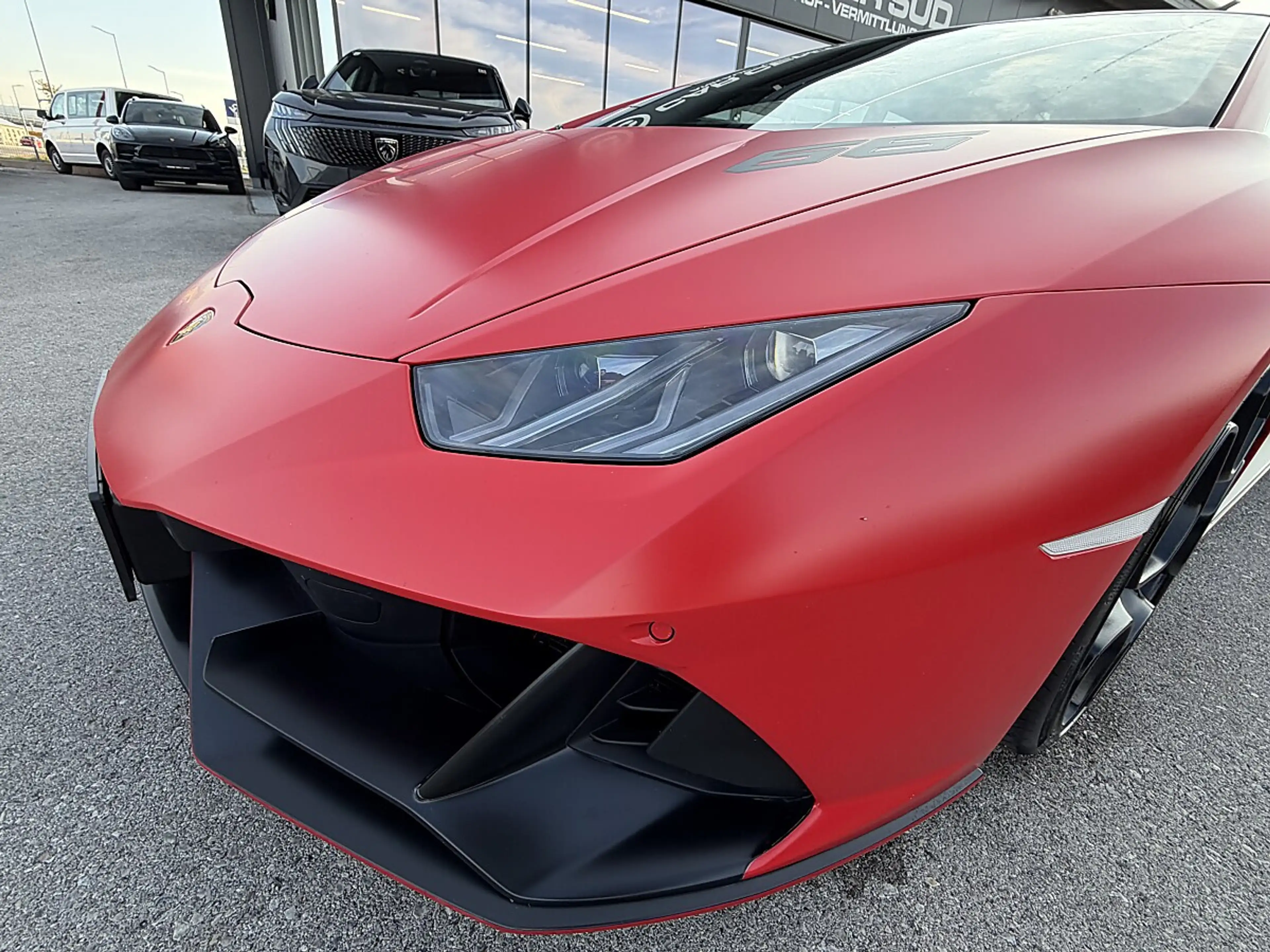 Lamborghini Huracán Evo AWD — photo 12