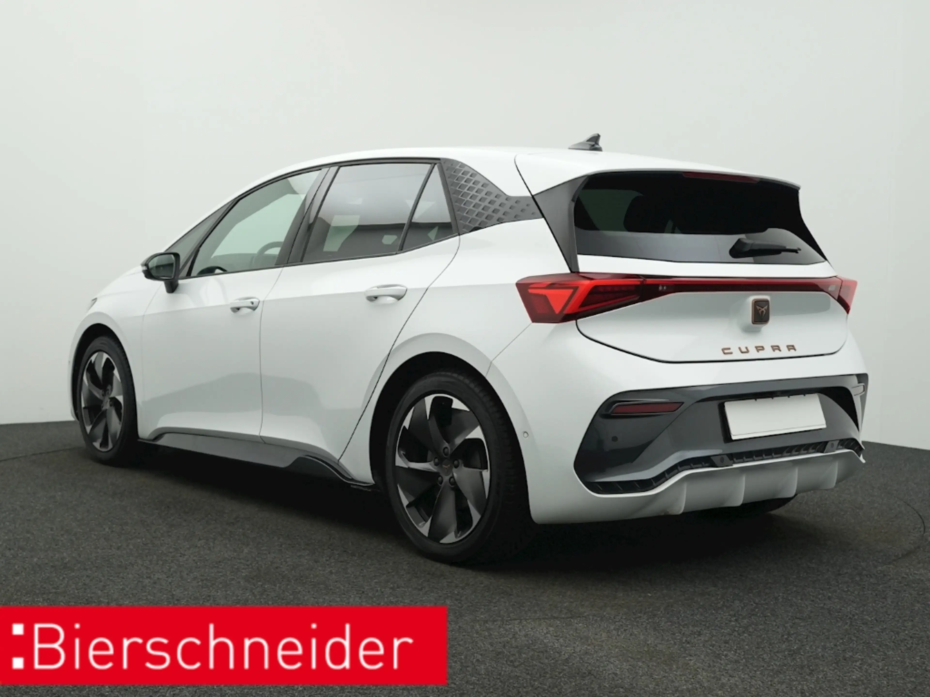 CUPRA Born 82 KwH BEATS TECH-M DINAMICA NAVI ACC KAMERA — photo 3