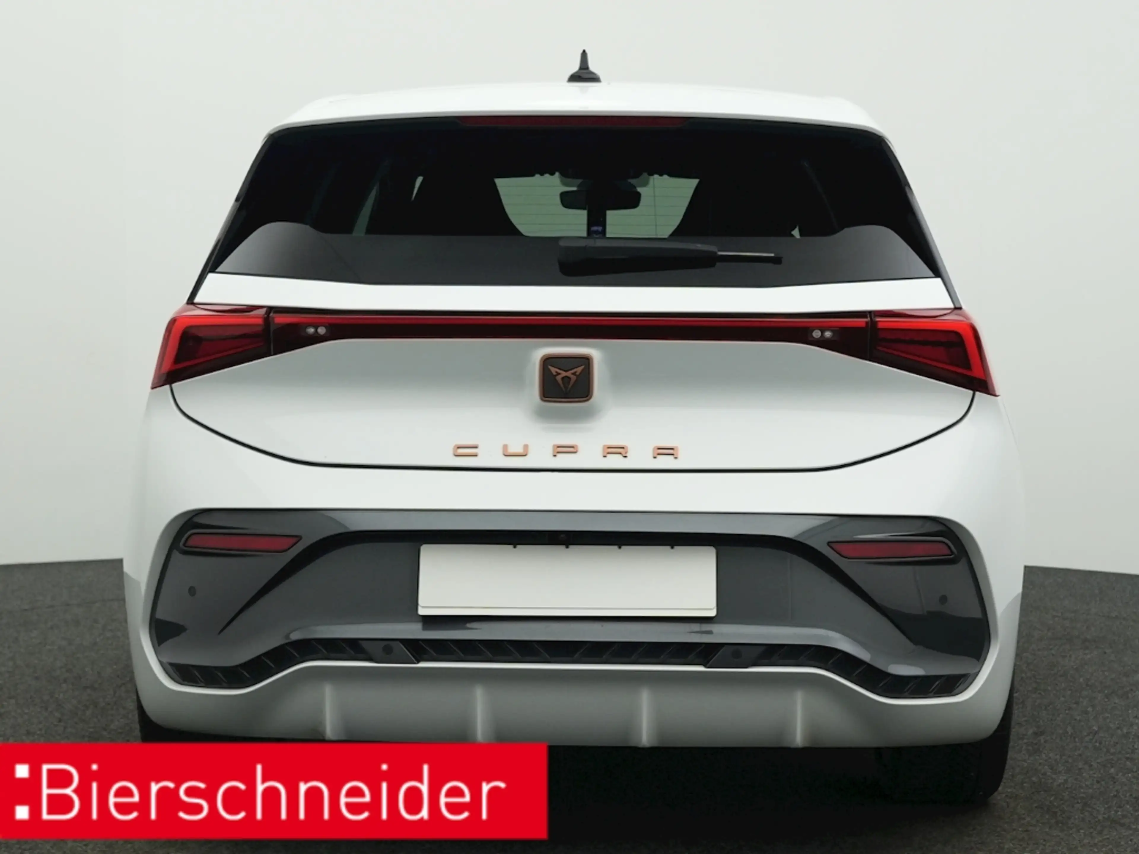 CUPRA Born 82 KwH BEATS TECH-M DINAMICA NAVI ACC KAMERA — photo 4