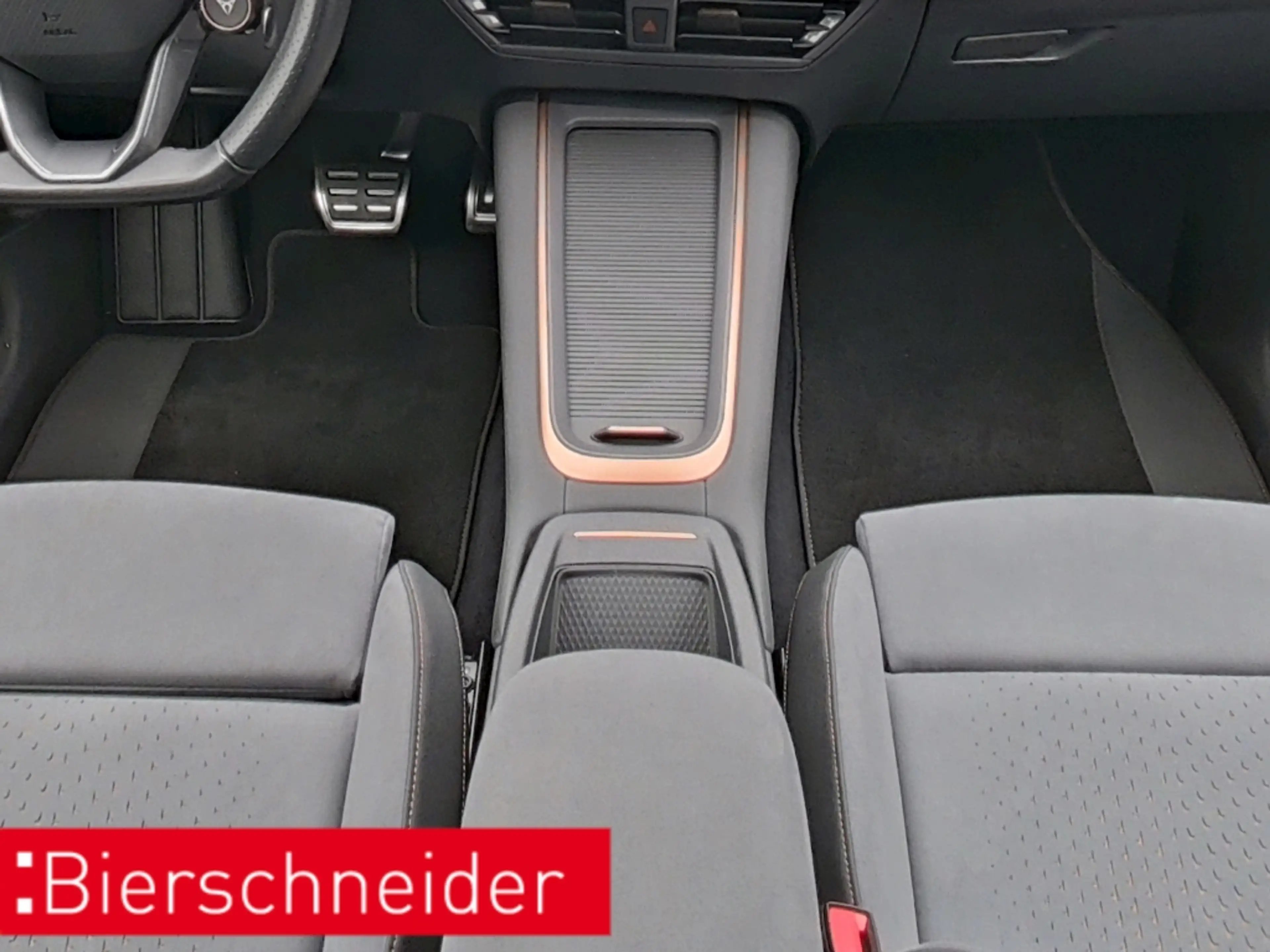 CUPRA Born 82 KwH BEATS TECH-M DINAMICA NAVI ACC KAMERA — photo 14