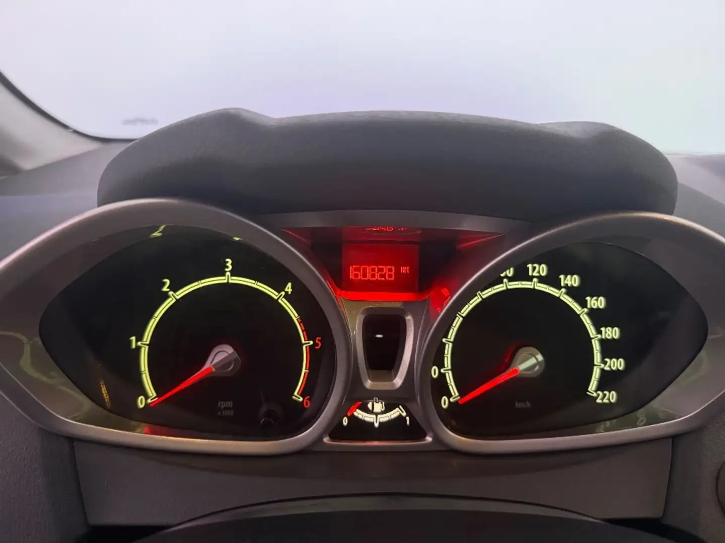 Ford Fiesta 1.6 TDCi 95 CV 5p. Titanium Noir - 2