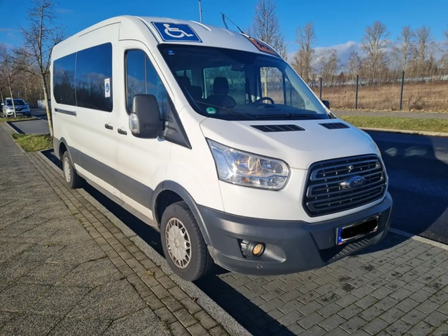 Ford Transit HOCH+LANG+ RAMPE+ 9 SITZE+KLIMA+STANDHZG Weiß - 2