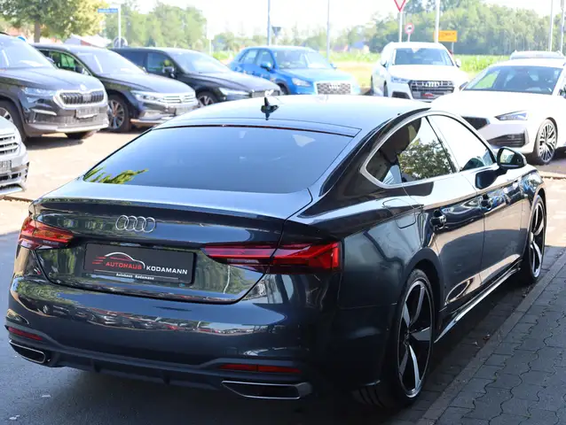 Audi A5 view 10