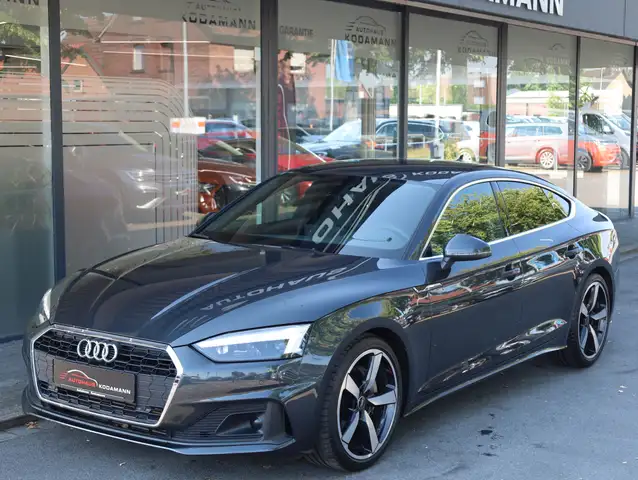 Audi A5 view 5