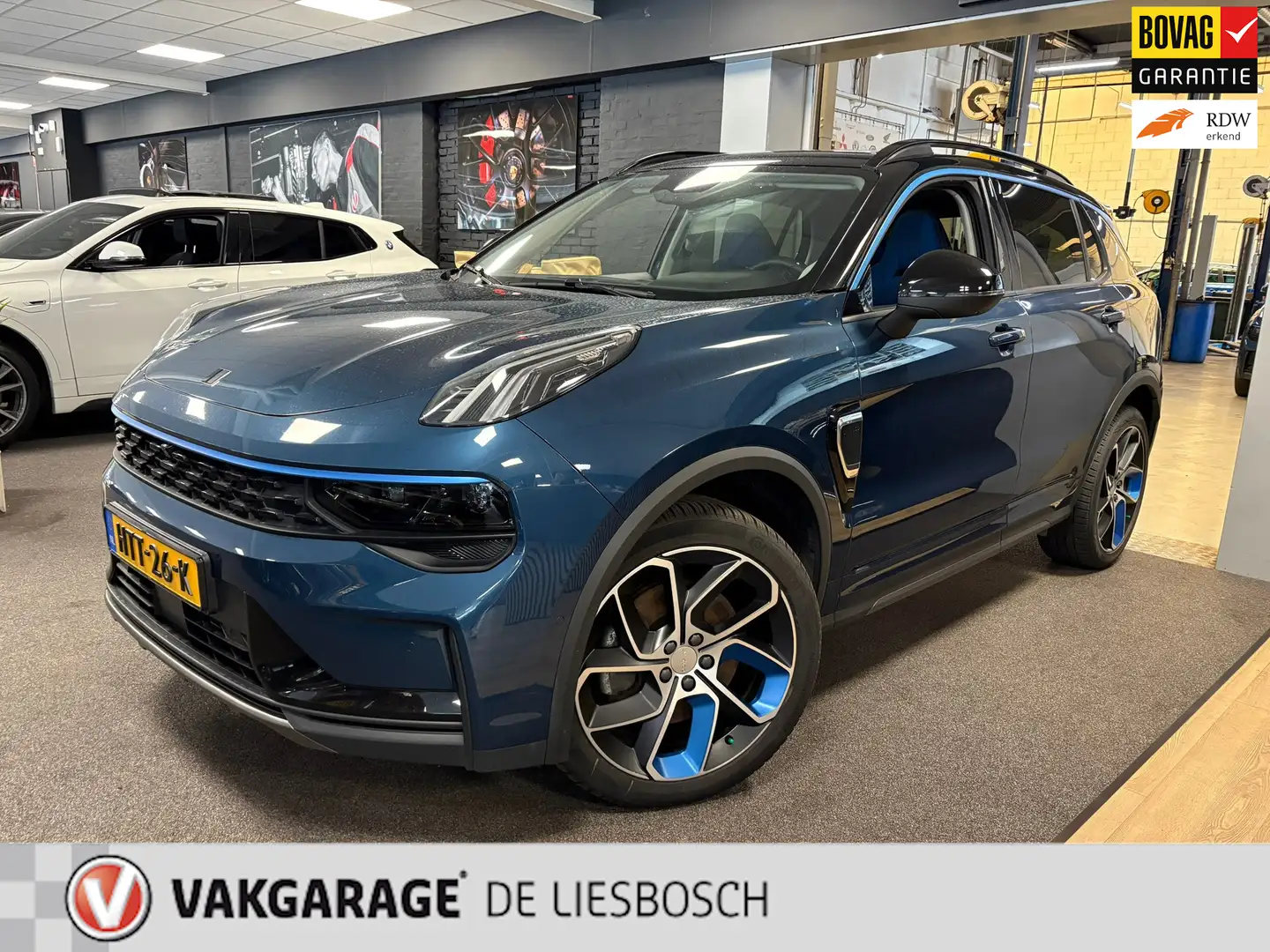 Lynk & Co 01 1.5 / pano / 360 camera / model 2023 / Infinity / Blauw - 1