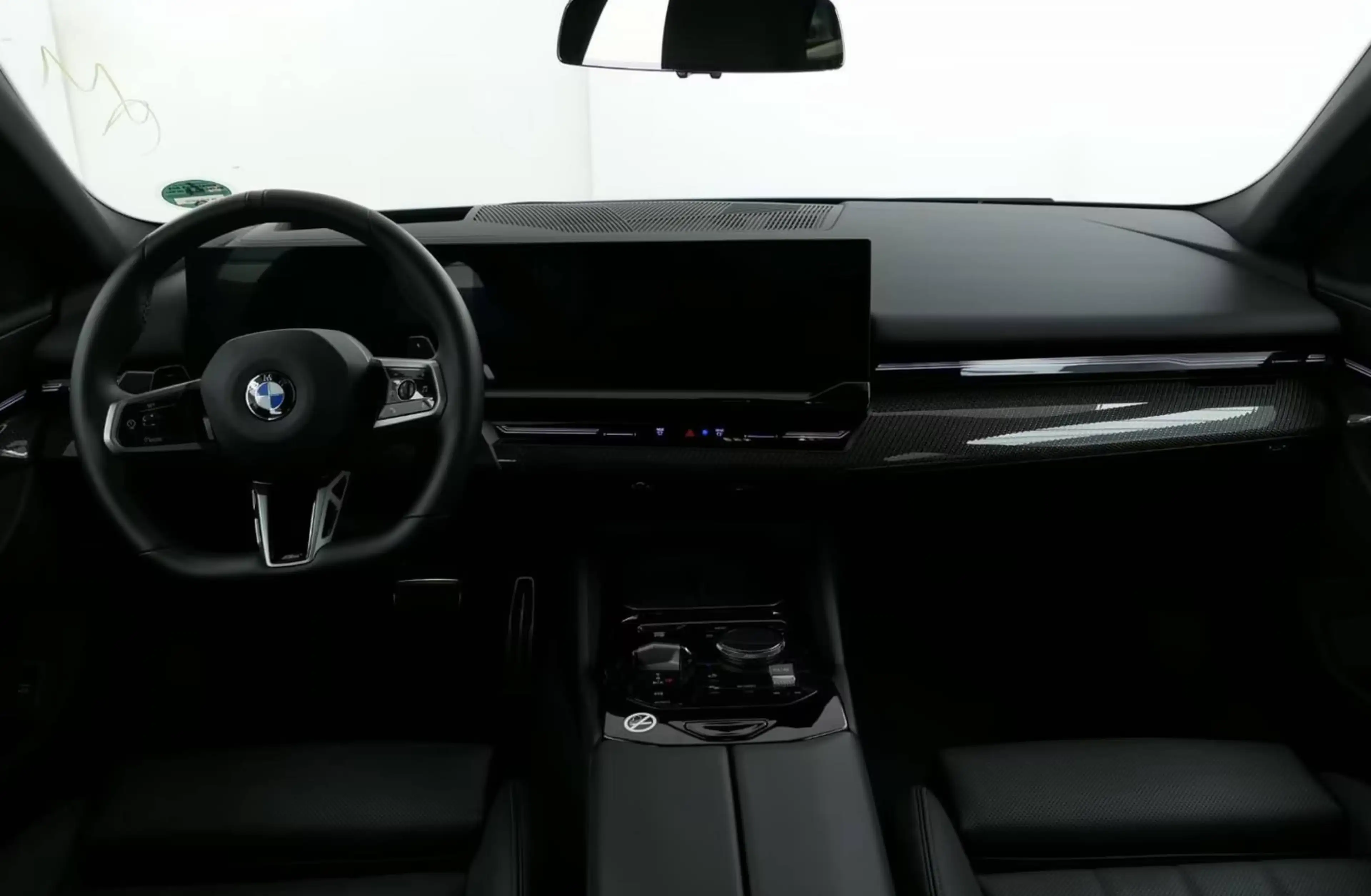 BMW 520 520 d M Sport — photo 8