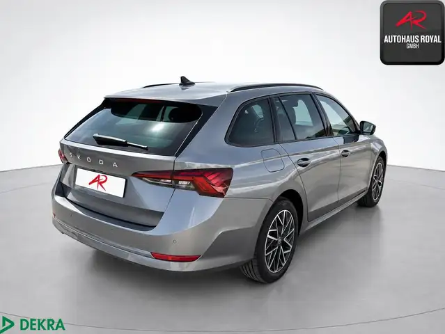Skoda Octavia view 2