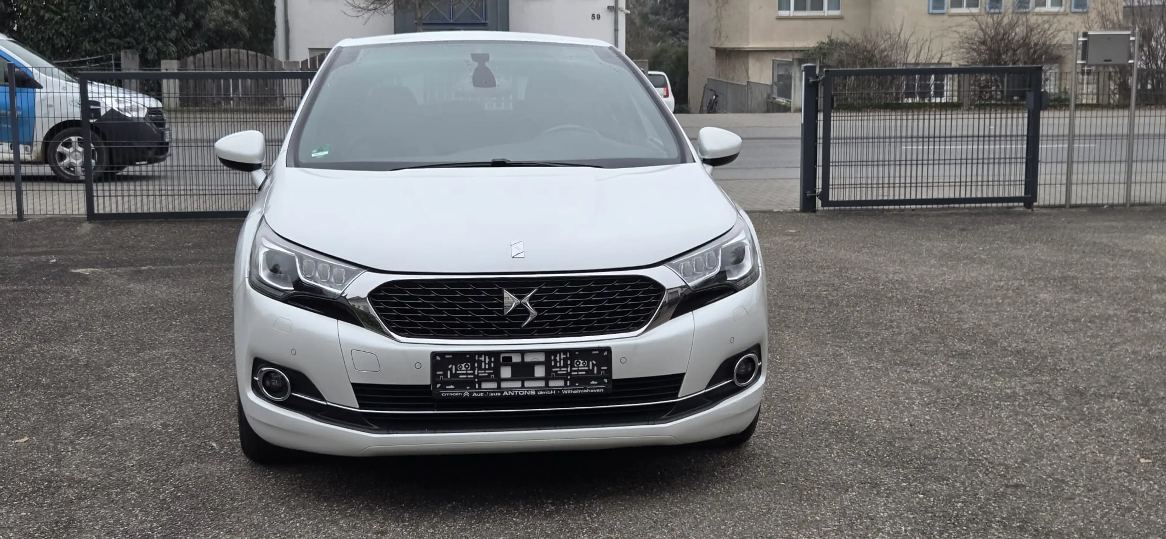 DS Automobiles DS 4 Basis — photo 2