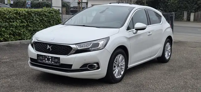 DS Automobiles DS 4