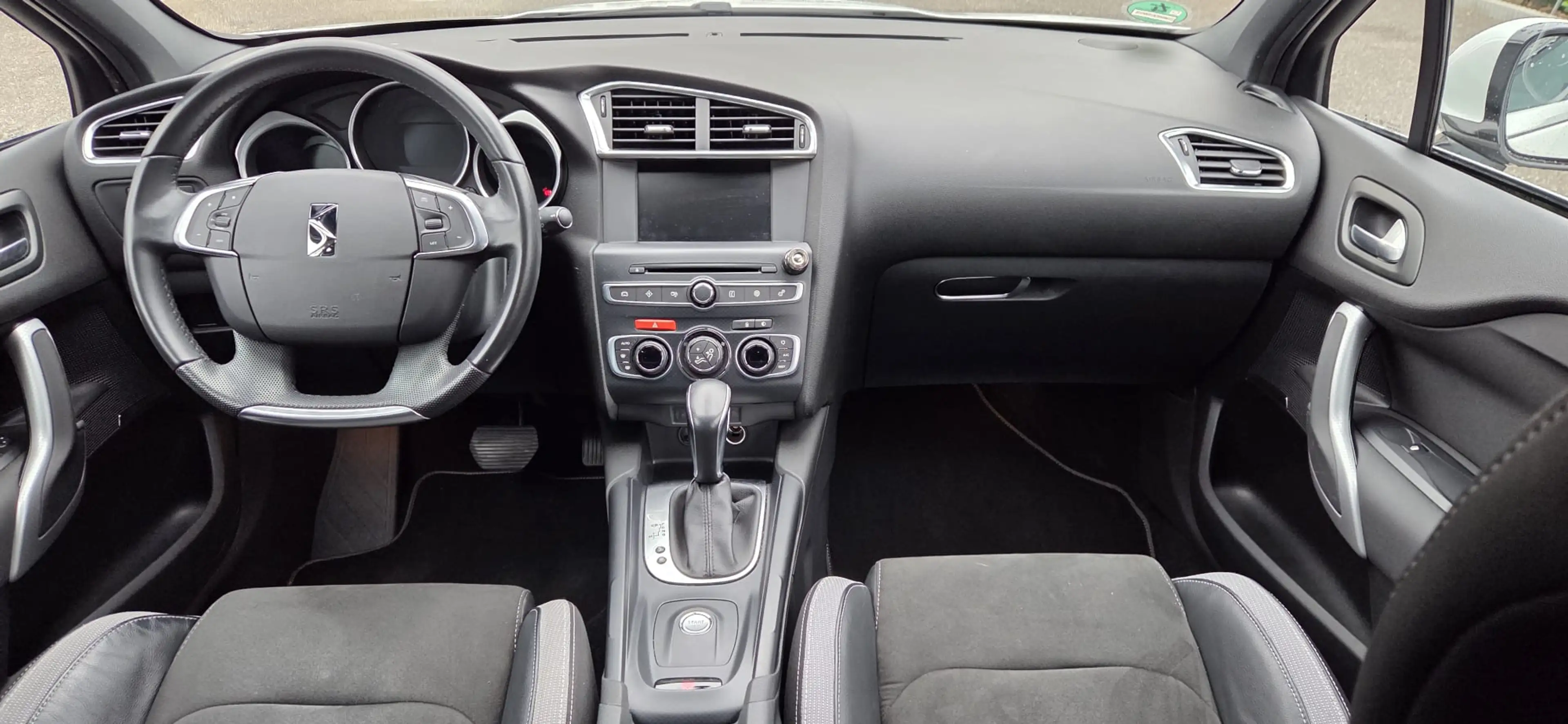 DS Automobiles DS 4 Basis — photo 8