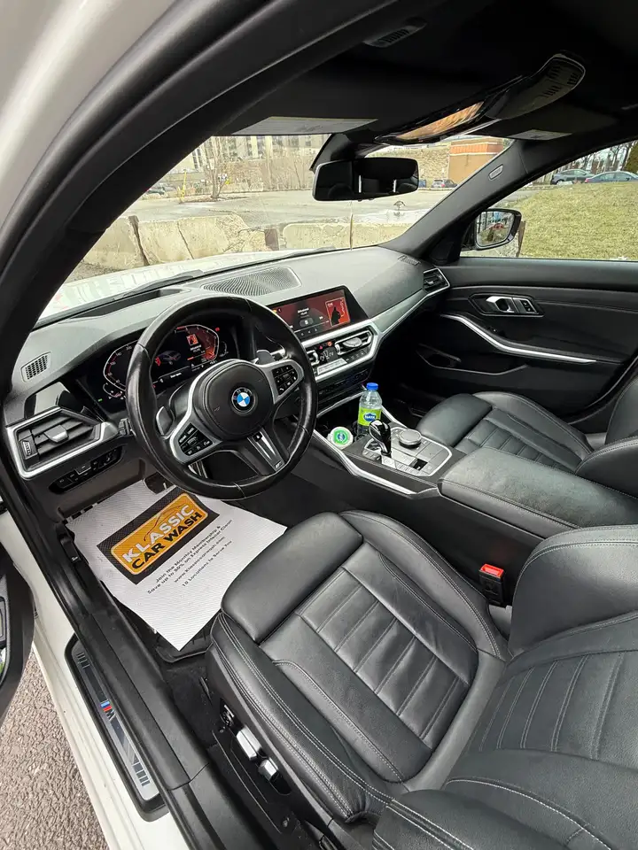 BMW 3 Series photo BMW 3 Series