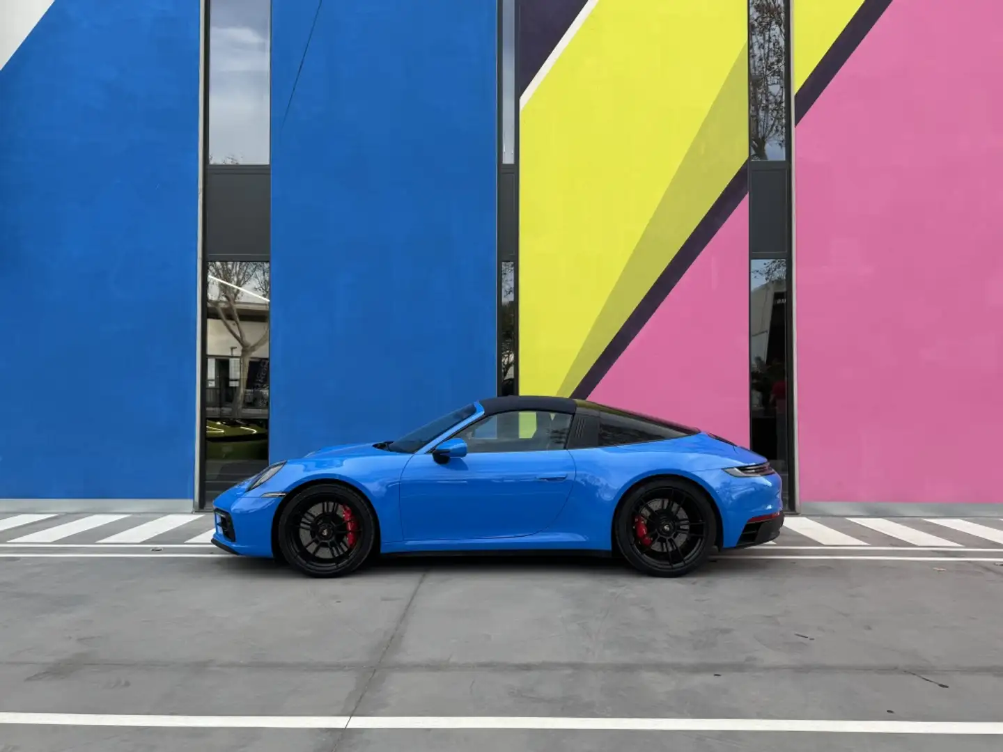 Porsche 992 Targa 4 GTS PDK Azul - 2