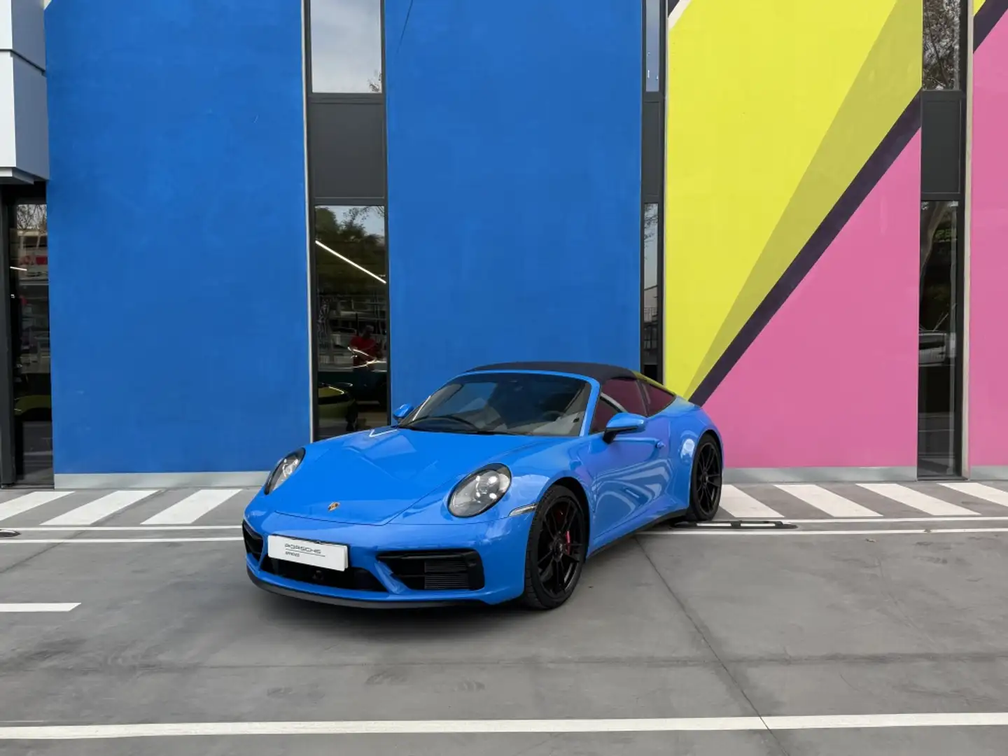 Porsche 992 Targa 4 GTS PDK Azul - 1