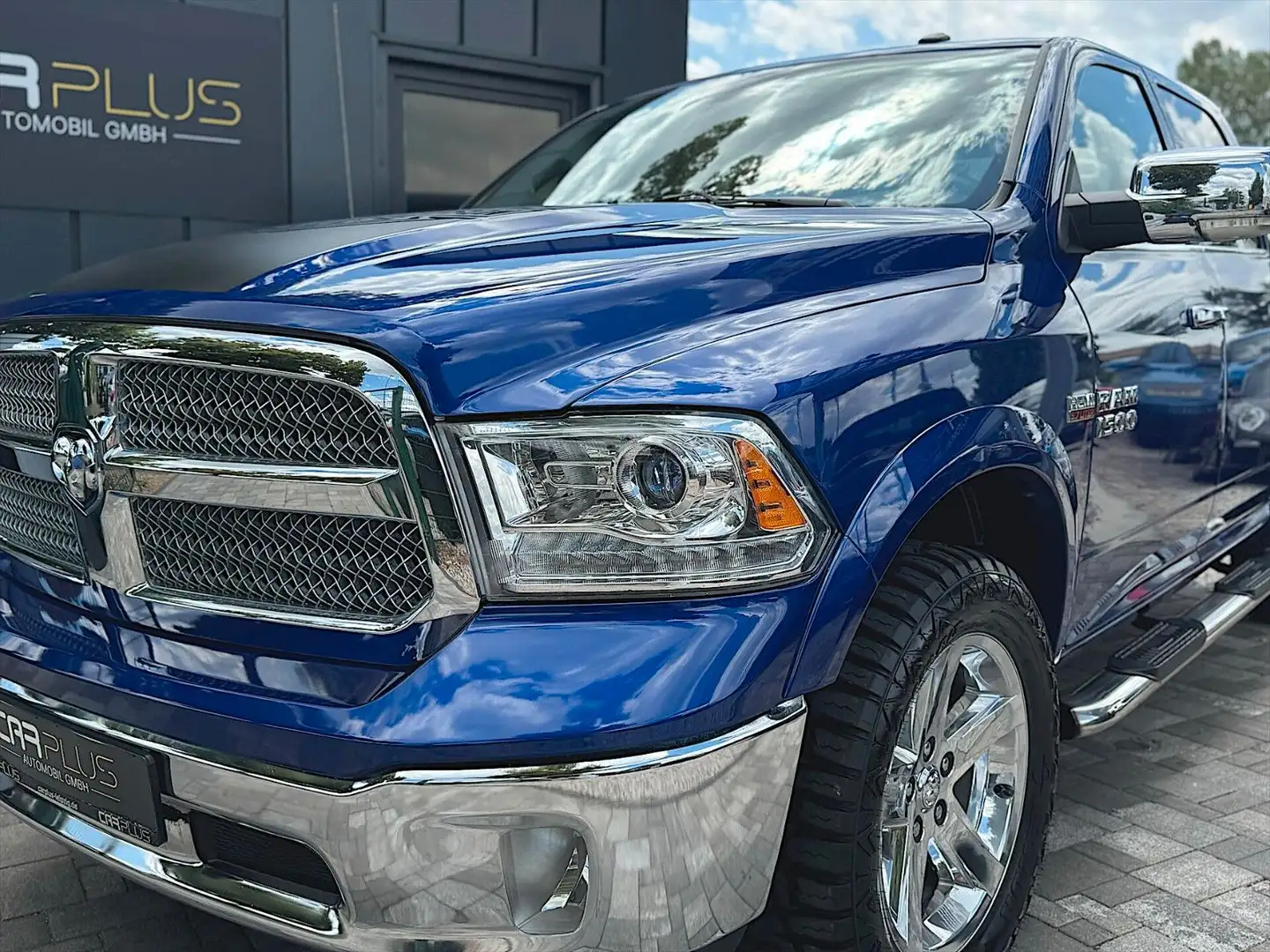 Dodge RAM 5.7 V8 HEMI SPORT CrewCab 6 Sitze LPG PRINS Blau - 2