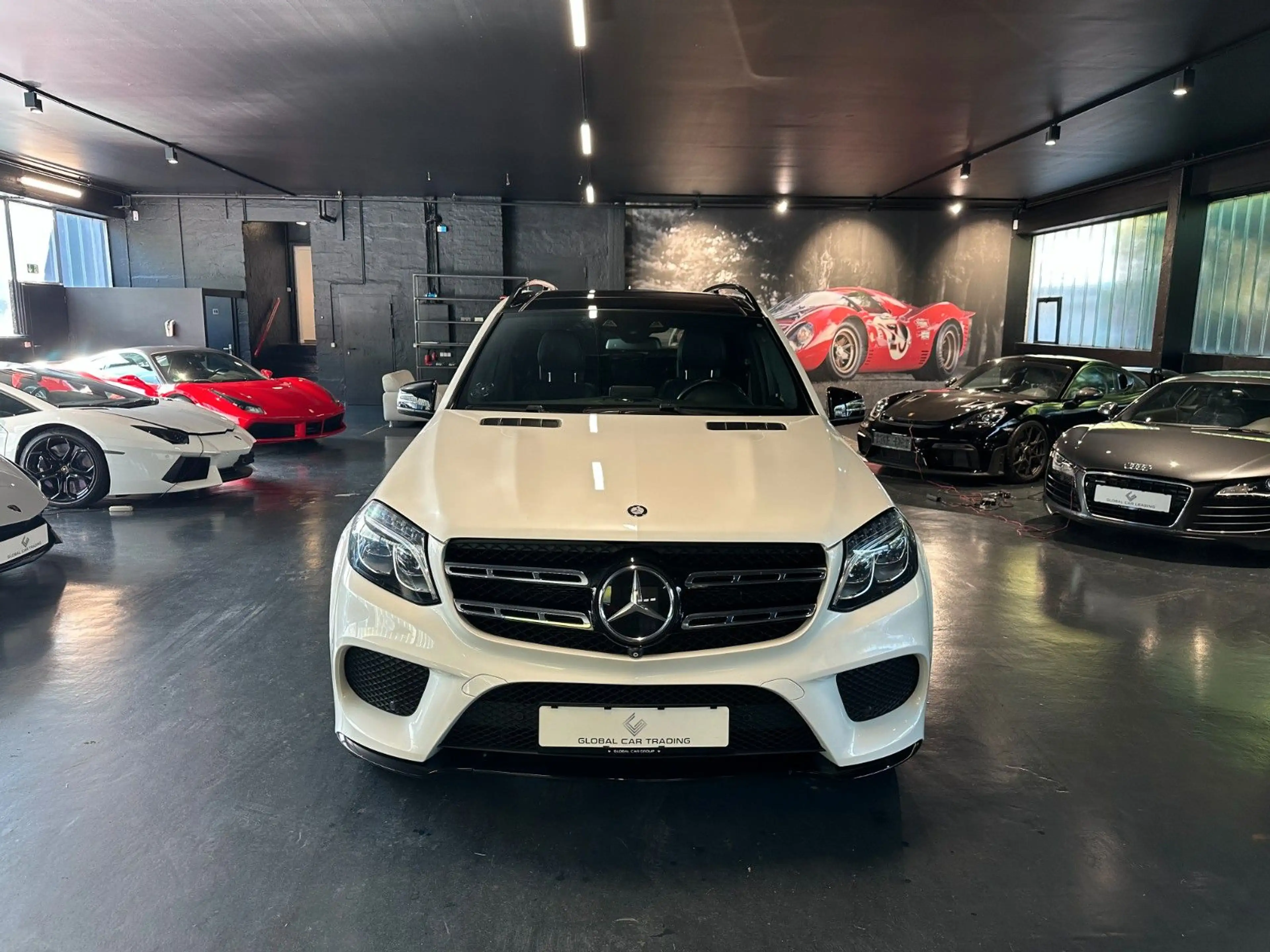 Mercedes-Benz GLS 500 4Matic AMG*ACC*AirMatic*AHK*Pano — photo 5