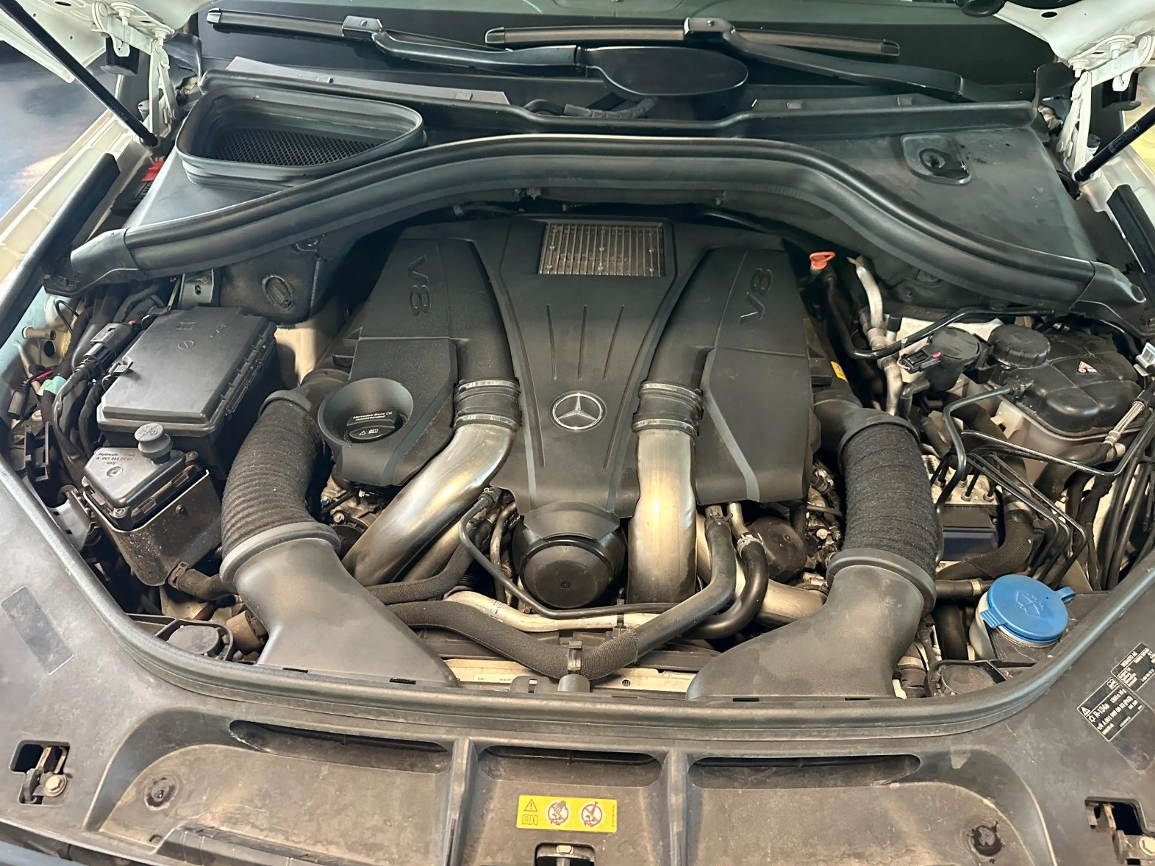 Mercedes-Benz GLS 500 4Matic AMG*ACC*AirMatic*AHK*Pano — photo 36