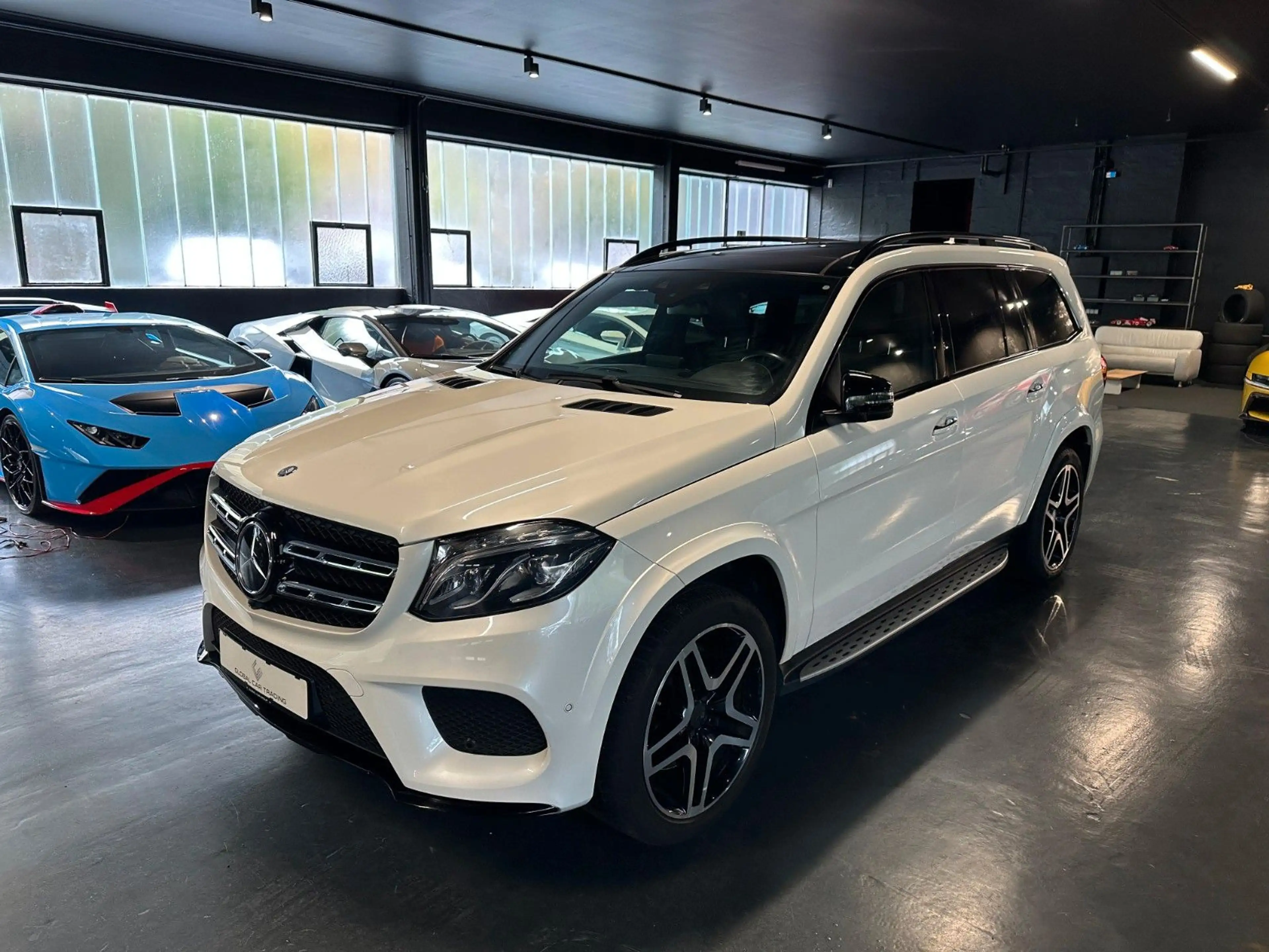 Mercedes-Benz GLS 500 4Matic AMG*ACC*AirMatic*AHK*Pano