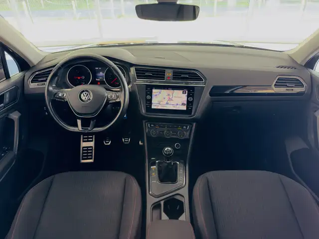 Volkswagen Tiguan view 14
