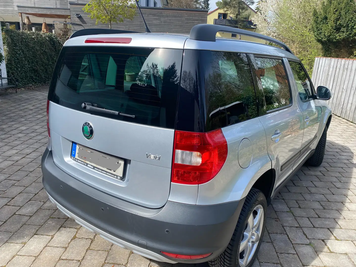 Skoda Yeti Yeti 1.2 TSI Active Plateado - 2
