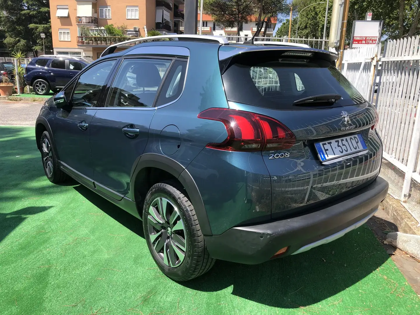 Peugeot 2008 1.2  130cv GPL SOLI  49.000 KM Vert - 2