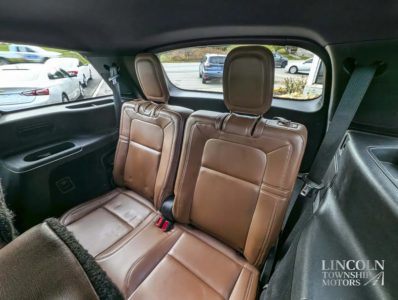 Lincoln Aviator снимка Lincoln Aviator