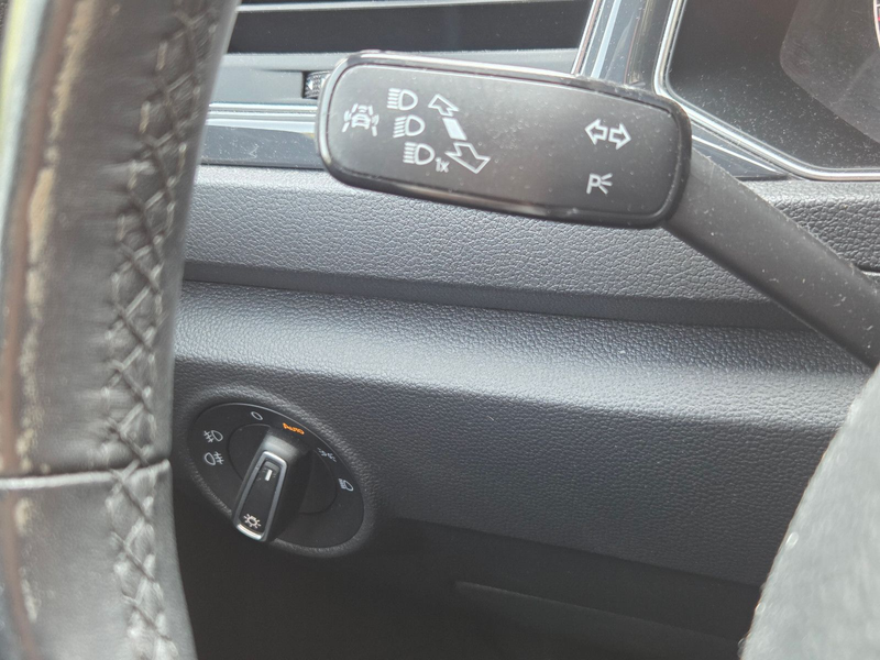 Volkswagen T-Roc Sport 4M LED ASSISTENZ-PLUS — photo 11