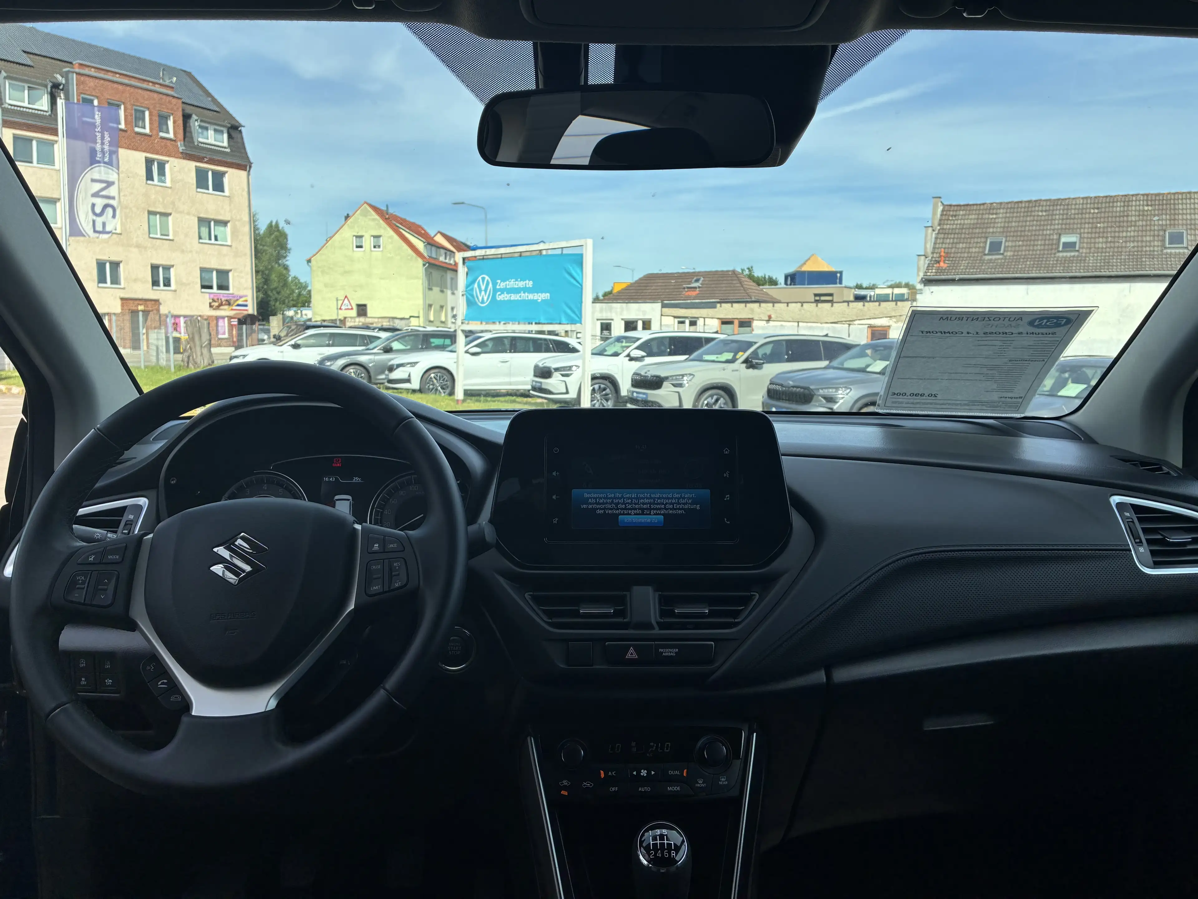 Suzuki S-Cross 1.4 COMFORT HYBRID RFK LED ACC — photo 8
