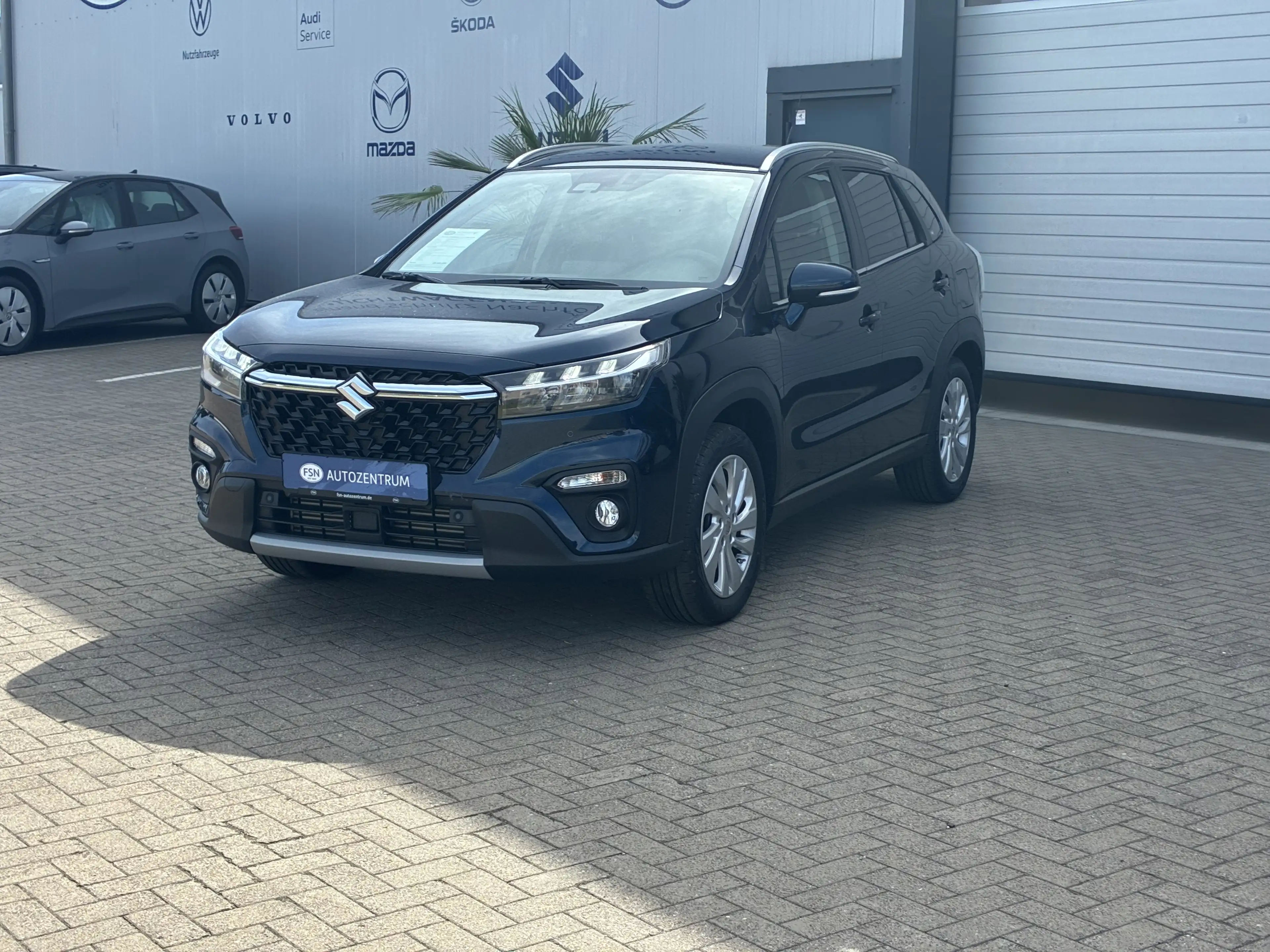 Suzuki S-Cross 1.4 COMFORT HYBRID RFK LED ACC