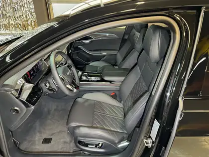 Annonce voiture d'occasion Audi S8 - CARADIZE