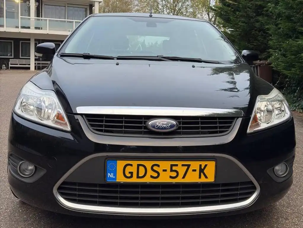 Ford Focus 2010 из Европы — купить под ключ