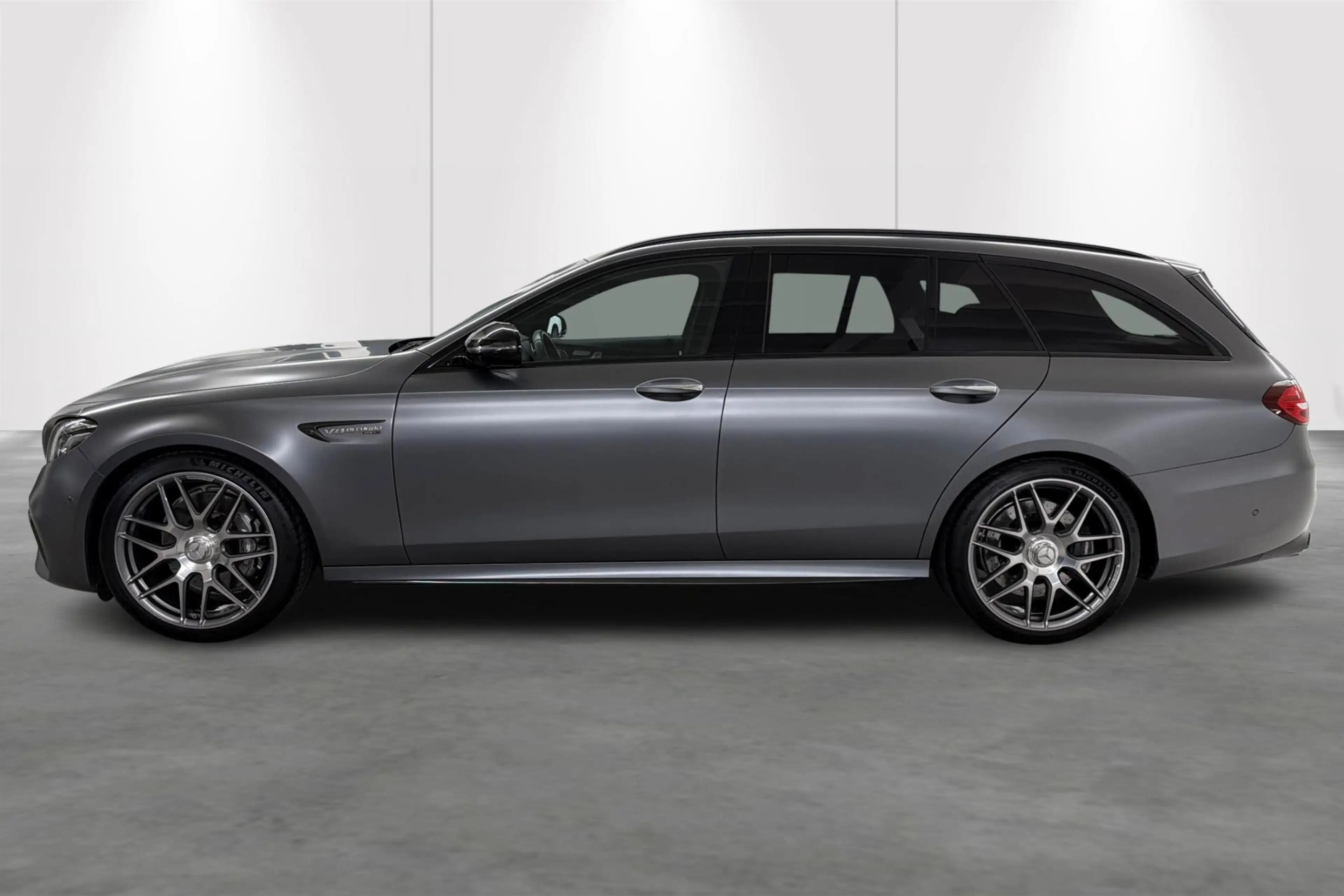 Mercedes-Benz E 63 AMG E63 4MATIC+ — photo 3