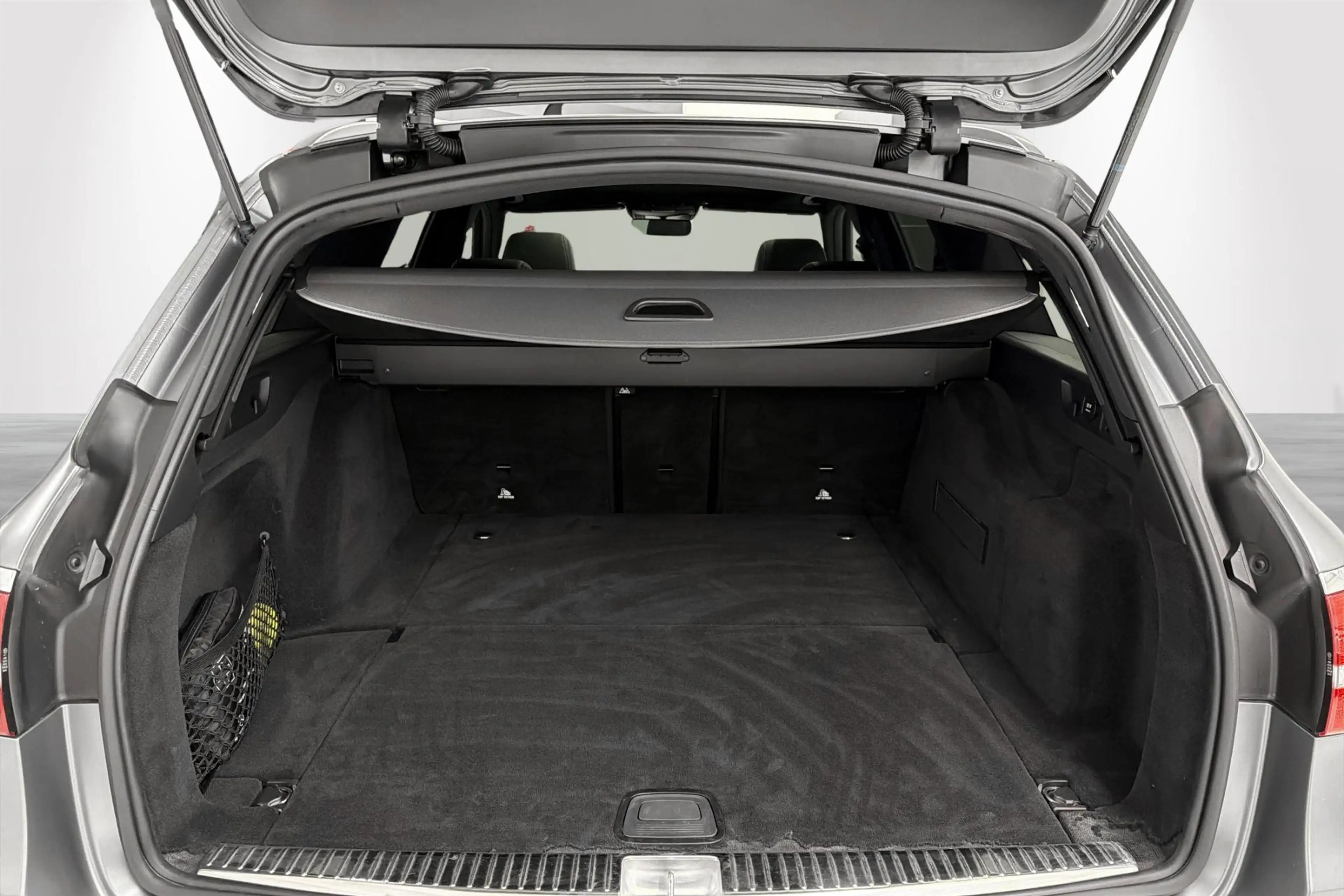 Mercedes-Benz E 63 AMG E63 4MATIC+ — photo 10