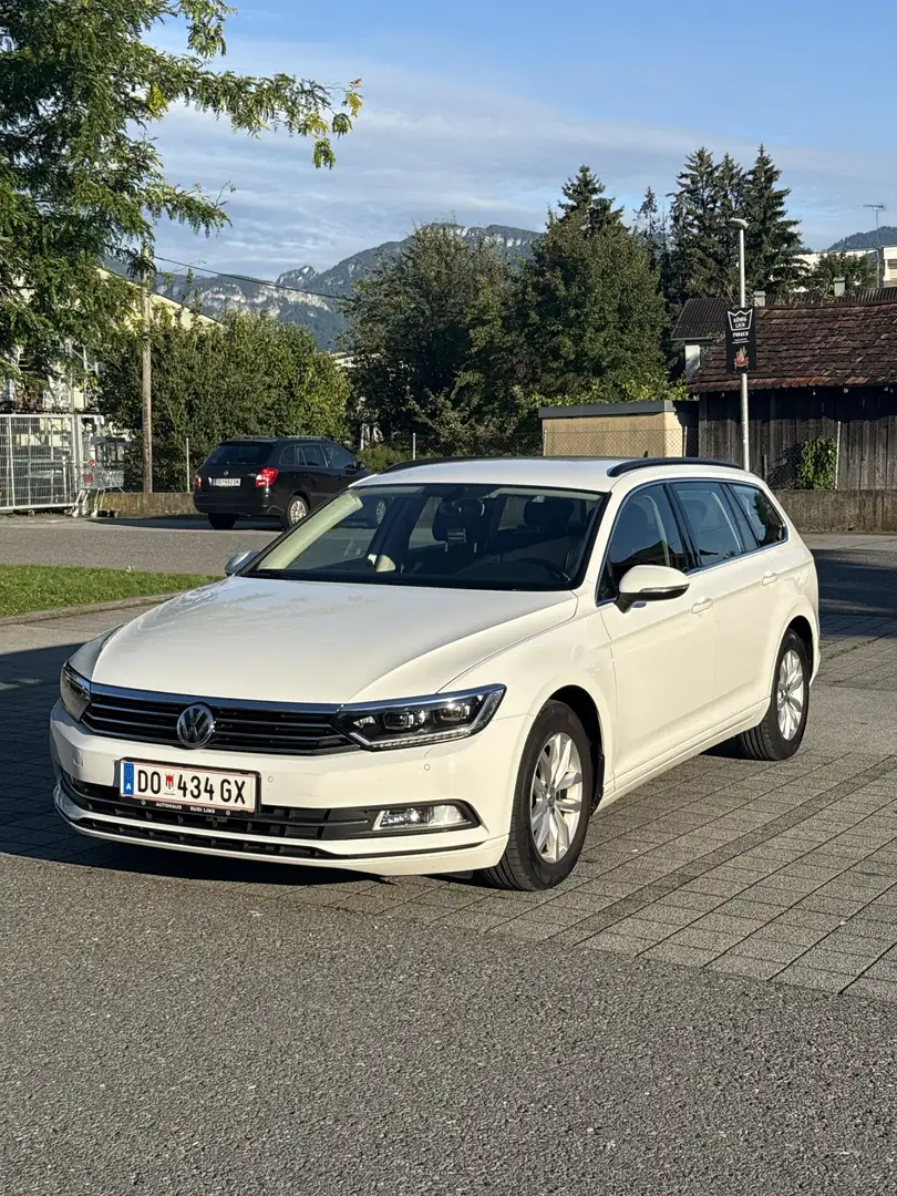 Volkswagen Passat Variant Comfortline 1,6 TDI Weiß - 1