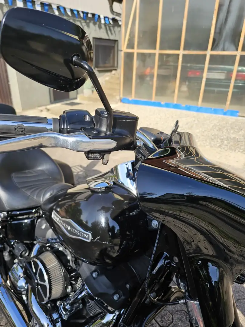 Harley-Davidson Sport Glide 107 Cui M8 Negru - 2