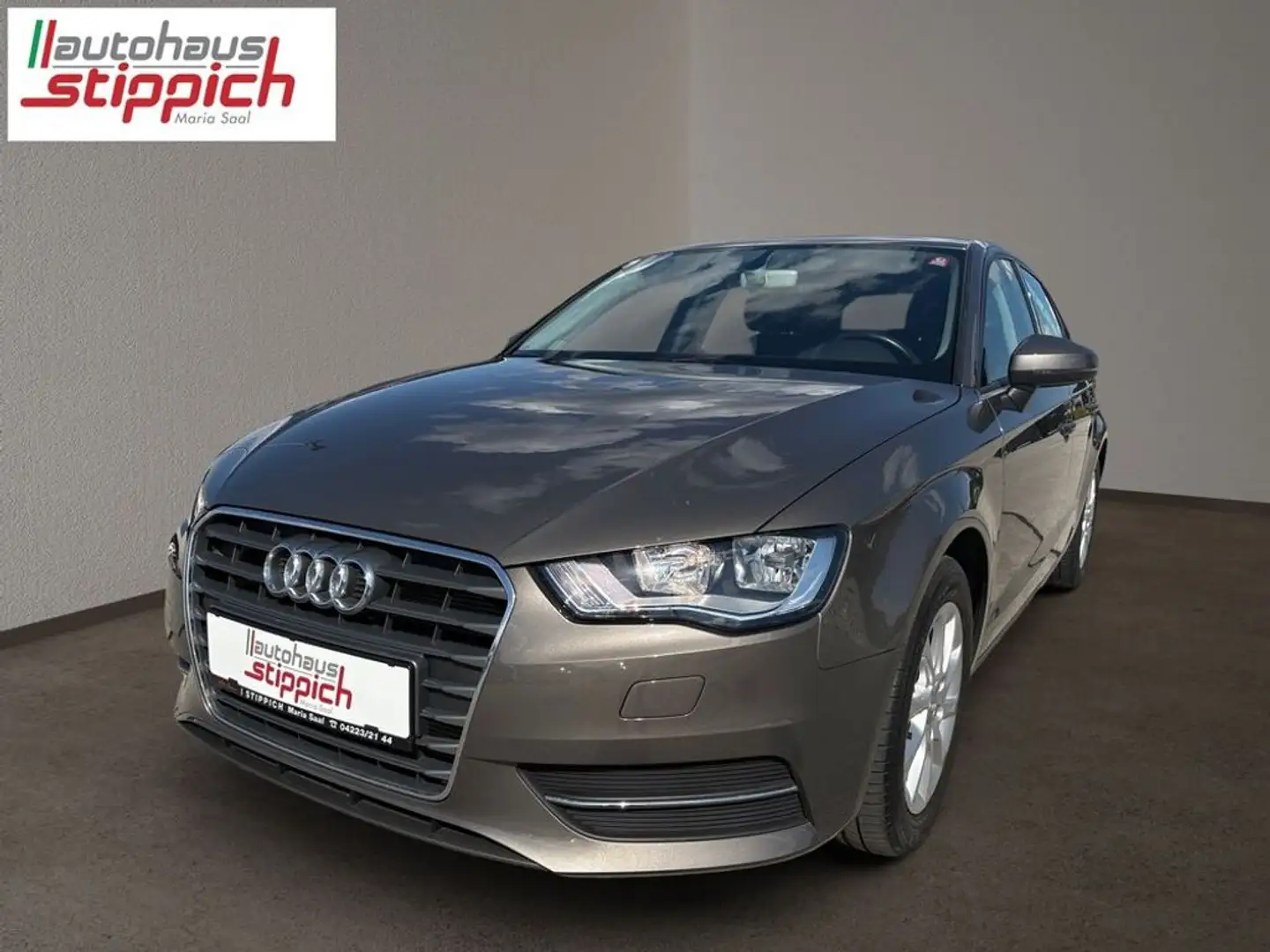 Audi A3 Sportback 1,2 TFSI Intro Braun - 1