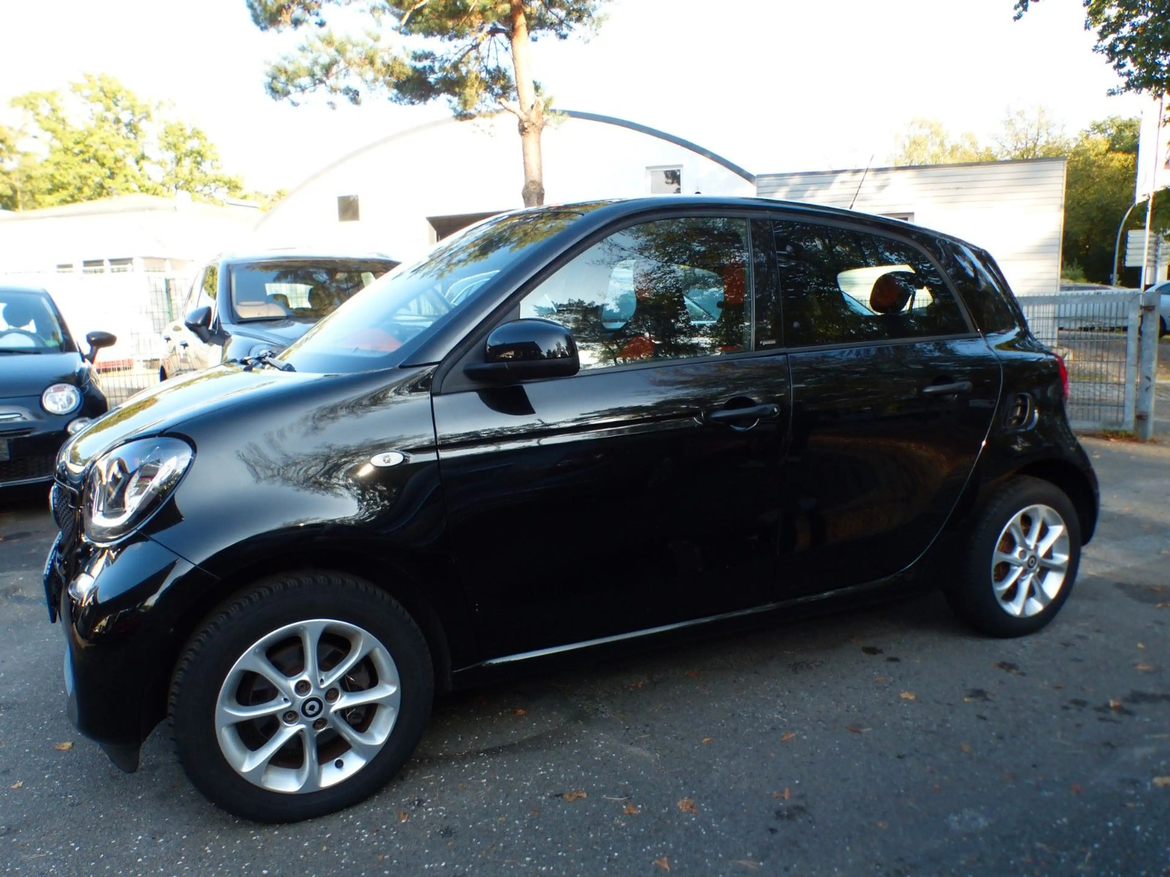 smart forFour 0.9 Turbo Passion Automatik BT Shz Klima — photo 8